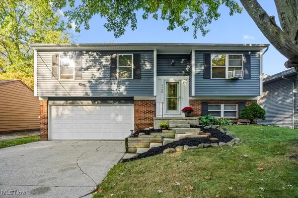 6488 Rosebelle AVE, North Ridgeville, OH 44039