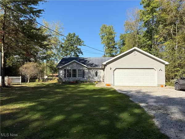 Roaming Shores, OH 44084,2073 S Park LN