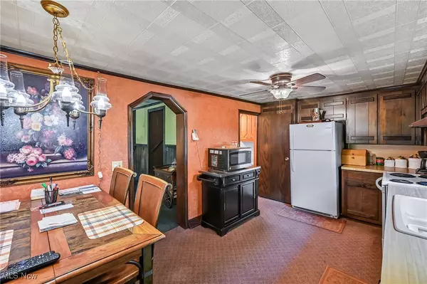 Salem, OH 44460,1603 Chestnut Grove RD