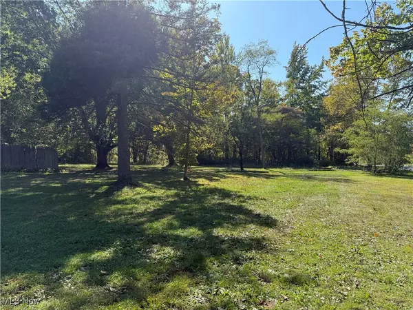 Geneva, OH 44041,2302 Walter Main RD