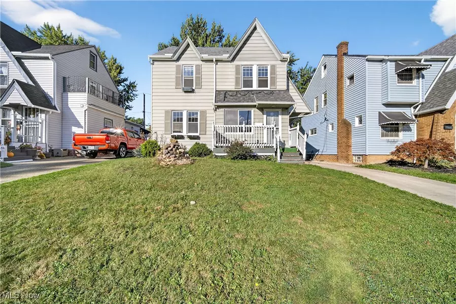 4402 W 60th ST, Cleveland, OH 44144