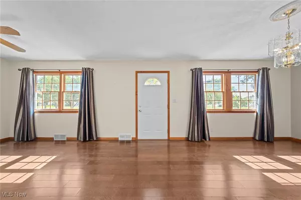 Brook Park, OH 44142,14344 Fayette BLVD