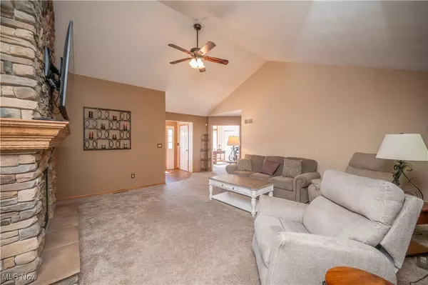 Austintown, OH 44515,6488 S Timberidge DR