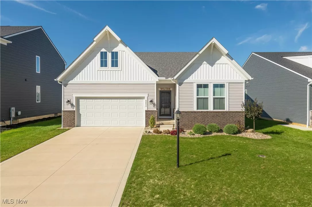 Columbia Station, OH 44028,8896 Firethorne DR