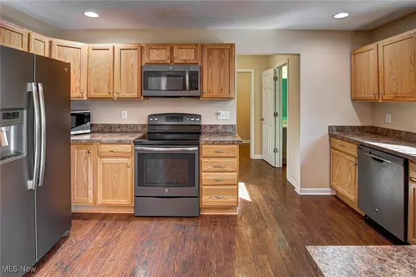 Northfield, OH 44067,11768 Valley View RD