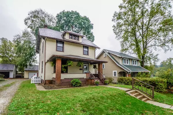 1520 11th ST NW, Canton, OH 44703