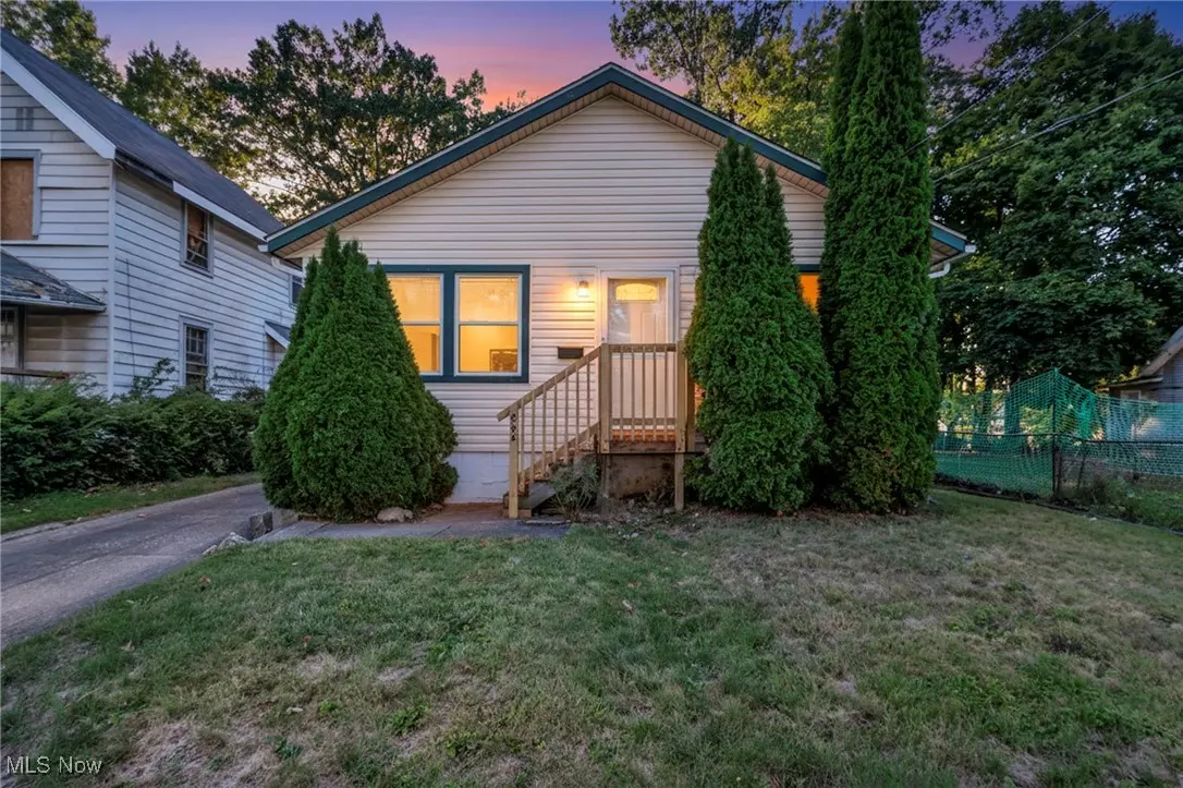 Akron, OH 44320,852 Storer AVE