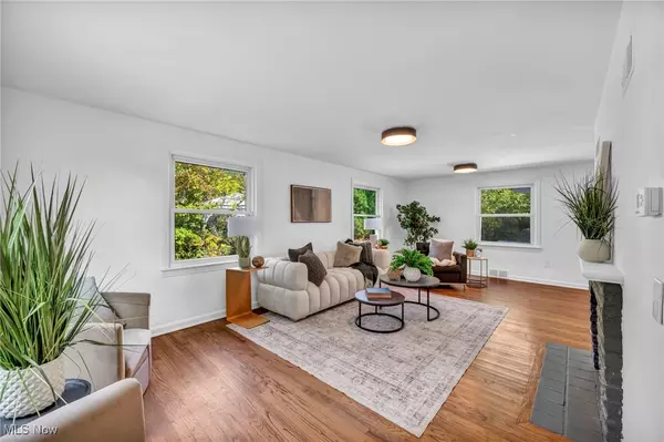 Brecksville, OH 44141,6959 Mill RD