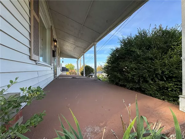 St Clairsville, OH 43950,112 Parshall AVE