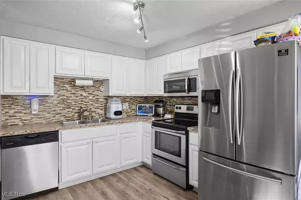 North Ridgeville, OH 44039,5953 Rosebelle AVE