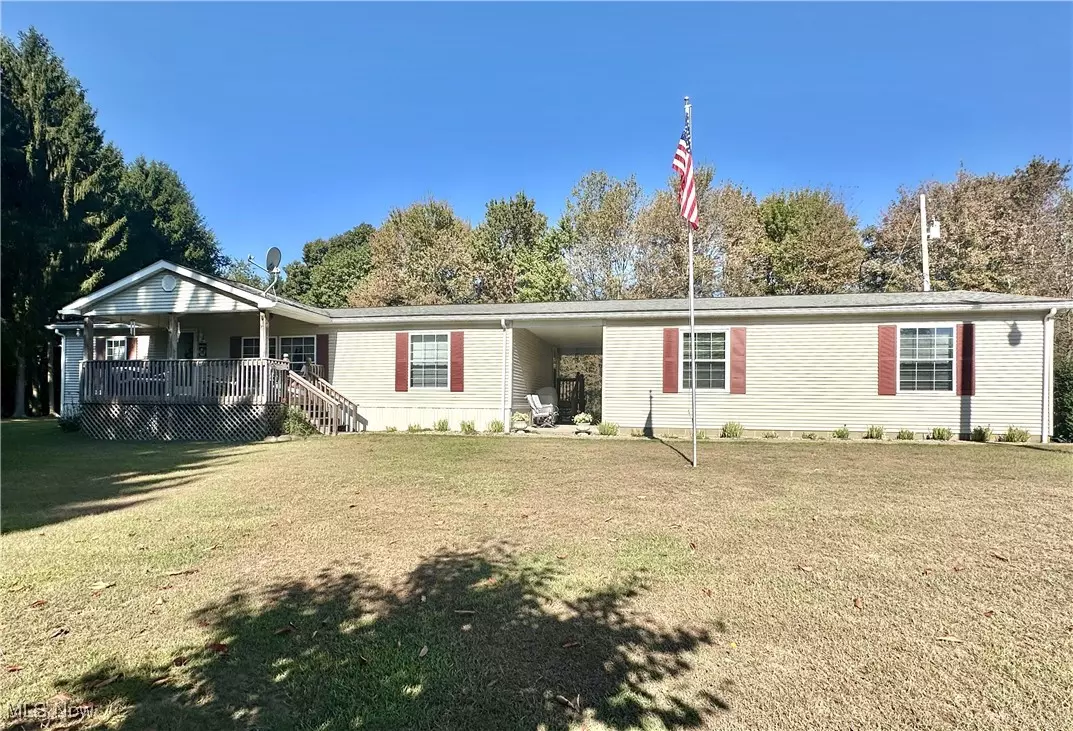 New Cumberland, WV 26047,98 Whispering Pines LN