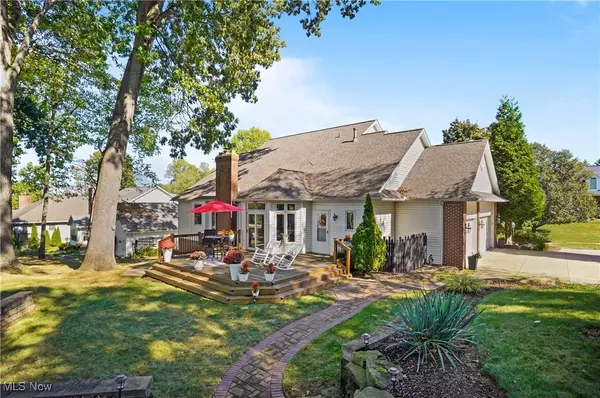 Green, OH 44312,2872 IRONWOOD DR