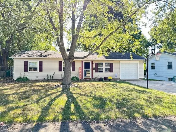 Stow, OH 44224,2194 Santom RD E