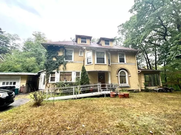 East Cleveland, OH 44112,15018 Terrace RD