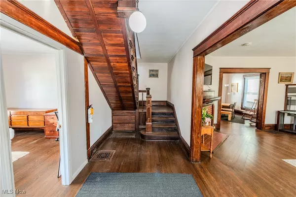 Oberlin, OH 44074,121 S Professor ST