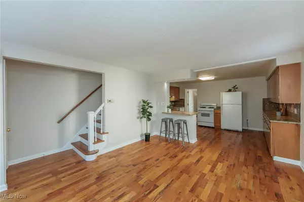 Cleveland, OH 44111,14315 Rainbow AVE