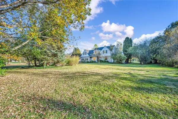 Moreland Hills, OH 44022,33770 Hiram TRL