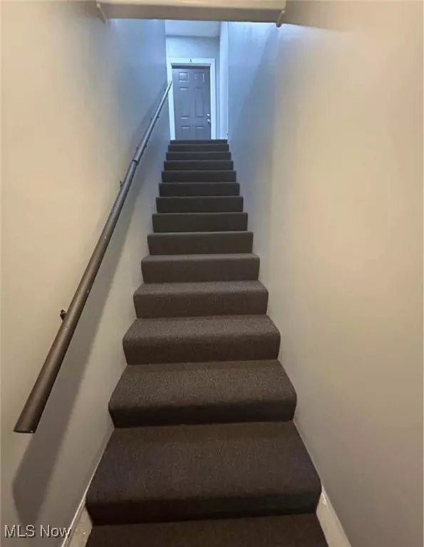 Coshocton, OH 43812,425 S 3rd ST