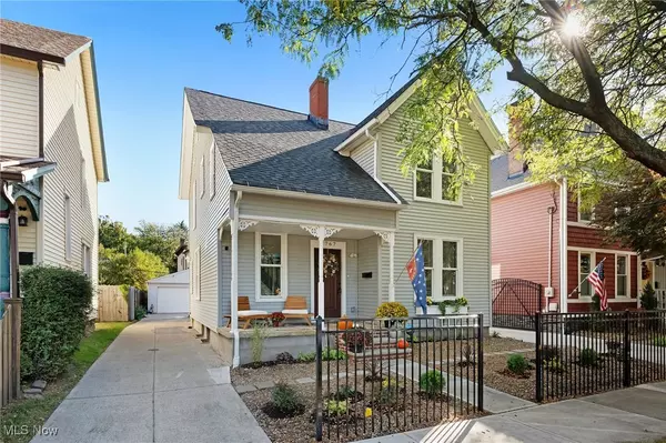 1767 W 32nd ST, Cleveland, OH 44113