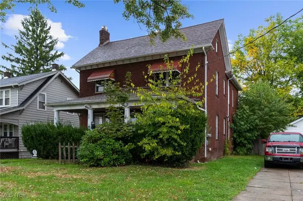 Youngstown, OH 44511,3401 Idlewood AVE