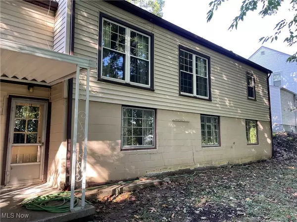 Akron, OH 44314,2009 6th ST SW