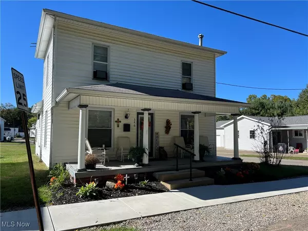 346 N Bridge ST, Newcomerstown, OH 43832