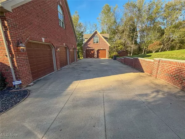 East Liverpool, OH 43920,49800 Lantz CT