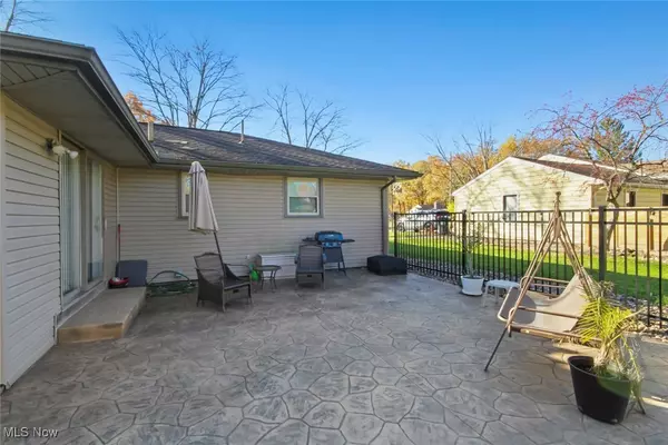 Canfield, OH 44406,218 Moreland DR