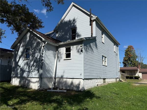 Youngstown, OH 44509,2113 Manhattan AVE