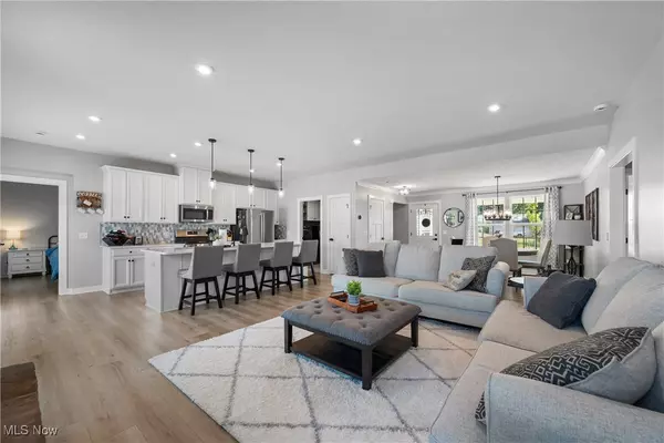 Canton, OH 44721,3339 Boettler ST NE