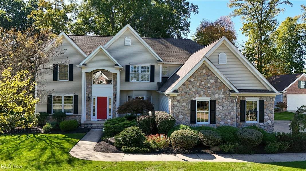 915 Cimarron OVAL, Aurora, OH 44202