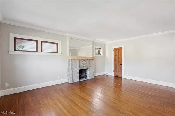 Cleveland Heights, OH 44121,3996 Bluestone RD