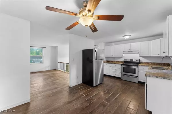 Madison, OH 44057,6242 Maxwell DR