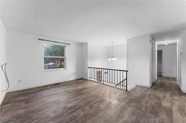 Madison, OH 44057,6242 Maxwell DR