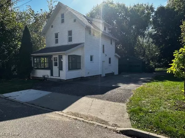 Akron, OH 44310,230 Helen AVE