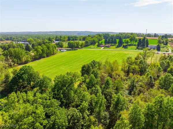 11756 Elton ST SW, Navarre, OH 44662