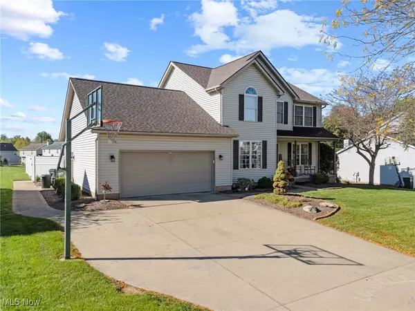 Louisville, OH 44641,910 Crosswyck CIR