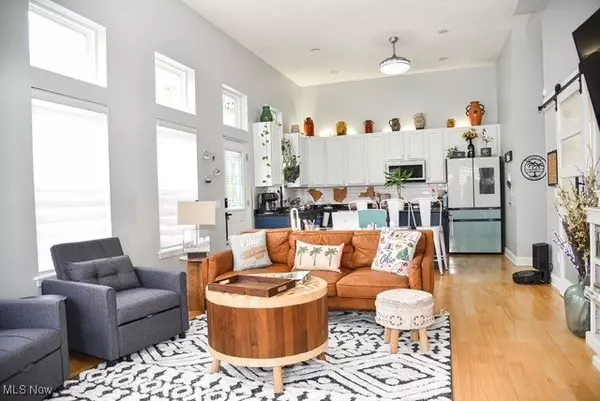 Cleveland, OH 44102,1907 W 47th ST