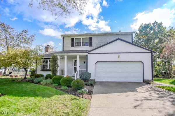 6402 Blossomwood CIR NE, Canton, OH 44721