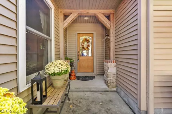 Wadsworth, OH 44281,1210 High View DR