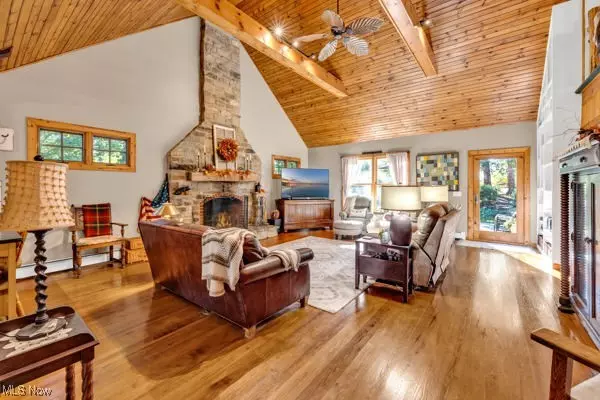 Wadsworth, OH 44281,1210 High View DR