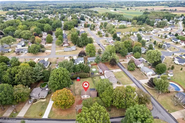 Canal Fulton, OH 44614,1808 Pauli ST