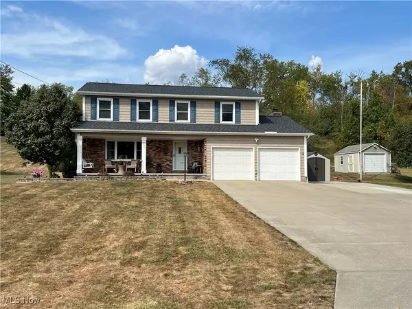 899 Loway DR, Clinton, OH 44216