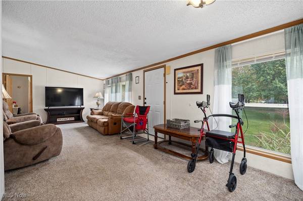 Elyria, OH 44035,123 Catawba CT