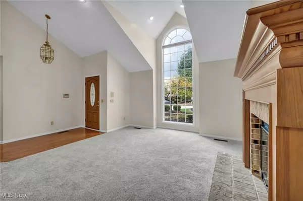 Strongsville, OH 44136,17934 Cambridge OVAL