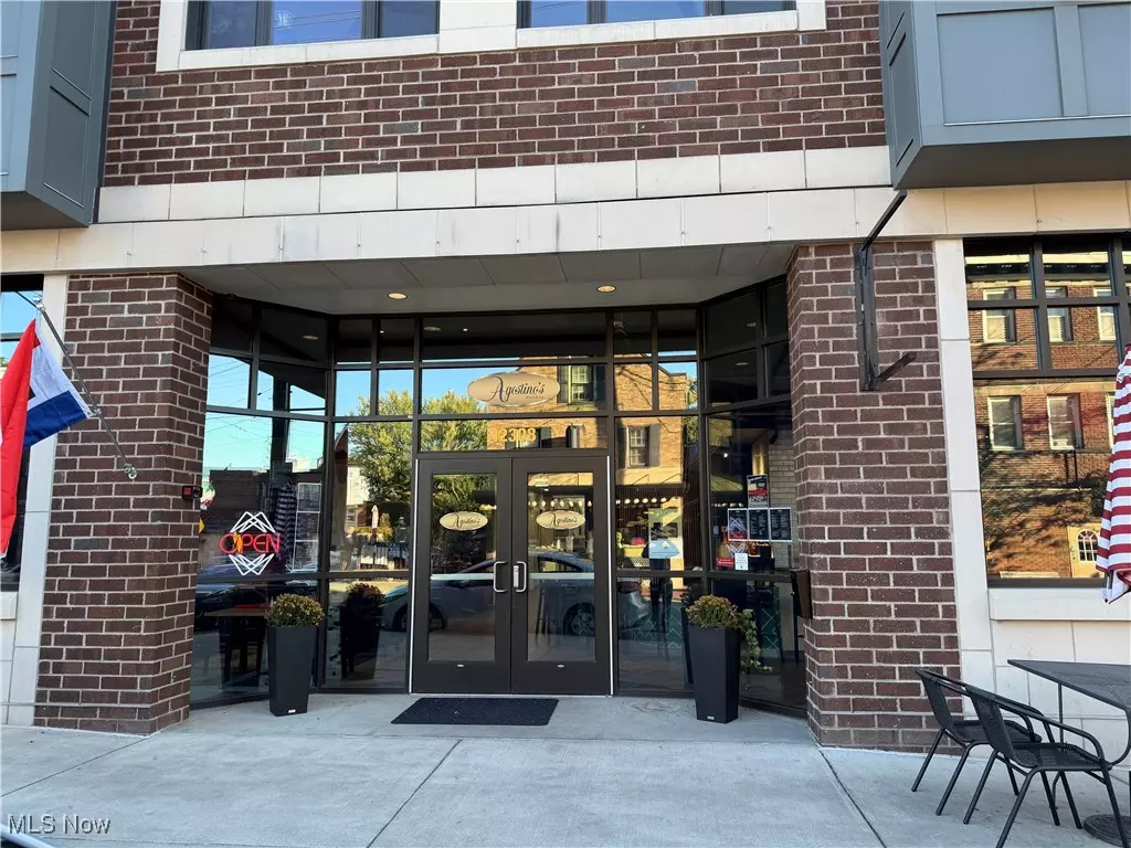 Cleveland, OH 44106,12308 Mayfield RD