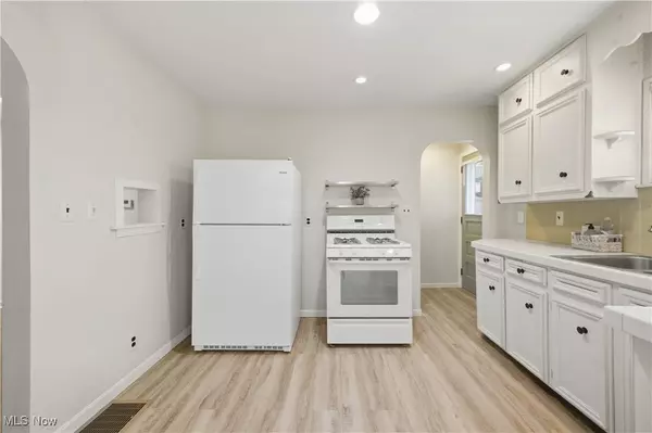 Warren, OH 44484,8936 Stetson DR NE