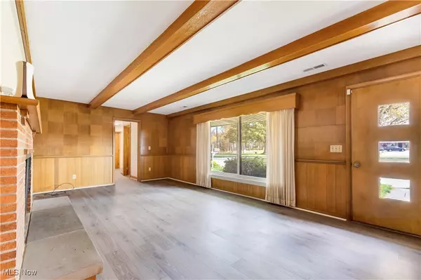 Strongsville, OH 44136,13690 W 130th ST