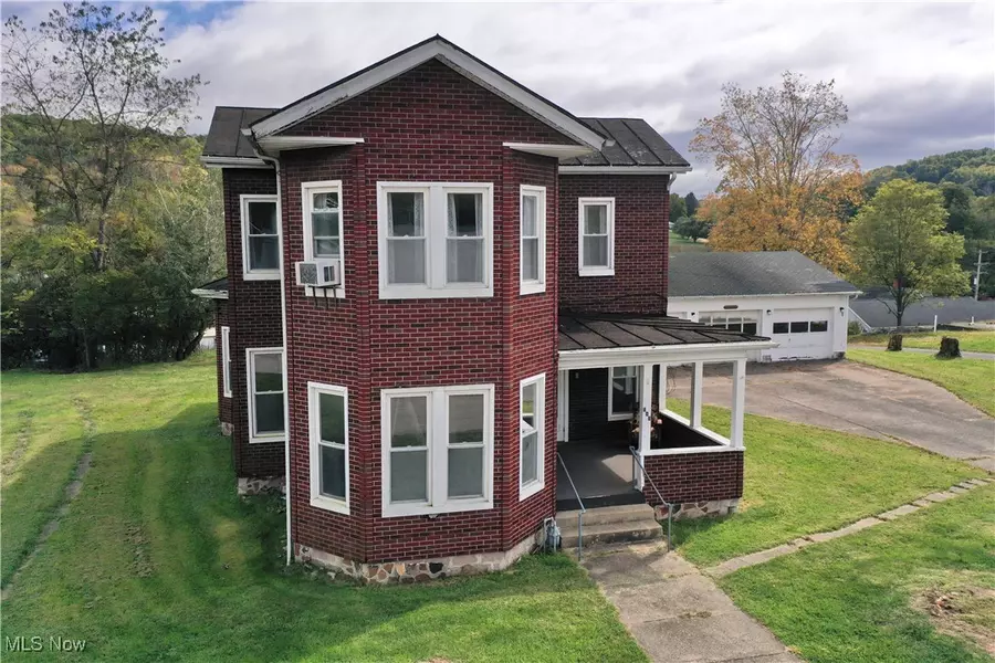 705 Main ST, Pennsboro, WV 26415