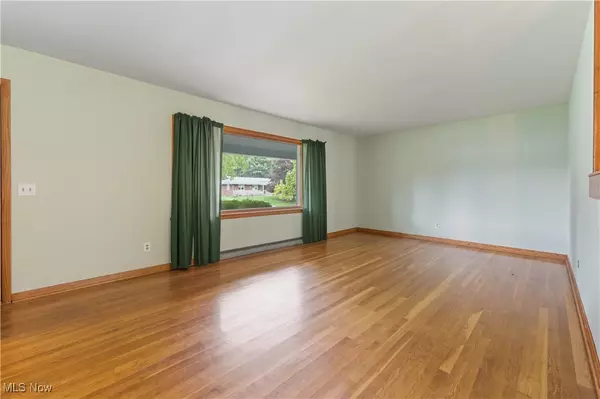 North Canton, OH 44720,8271 Pheasant AVE NW